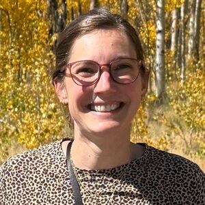 Meet your Posher, Becca